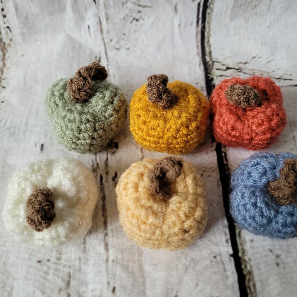 Crochet Mini Pumpkin Decor Set